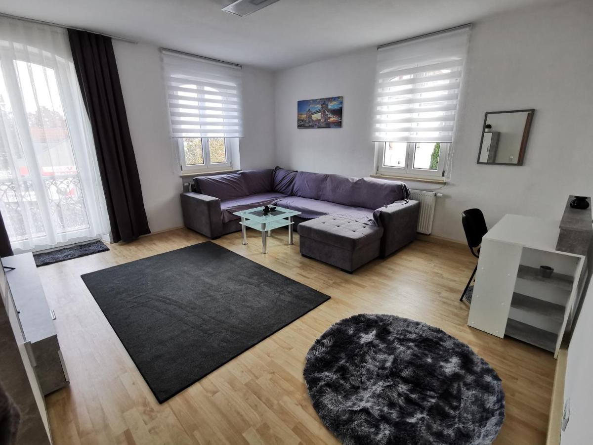 Sehr Schones 2 Zimmer Maisonnette Wohnung Ansbach Bagian luar foto