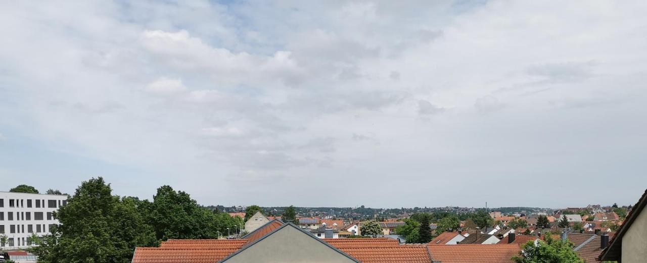 Sehr Schones 2 Zimmer Maisonnette Wohnung Ansbach Bagian luar foto